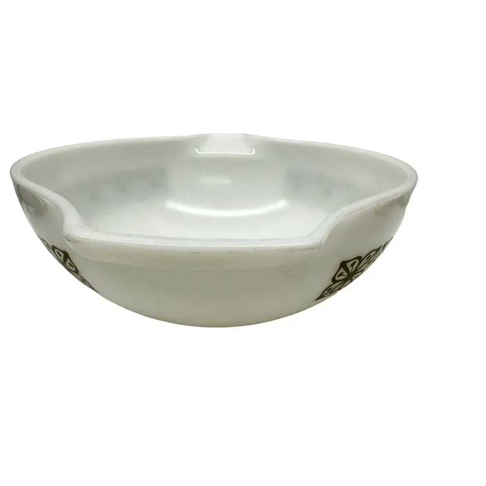 Pyrex‎ Verde Stamp  Bowl Vintage Green 402  1 1/2 Qt Faded & 444- 4Quart